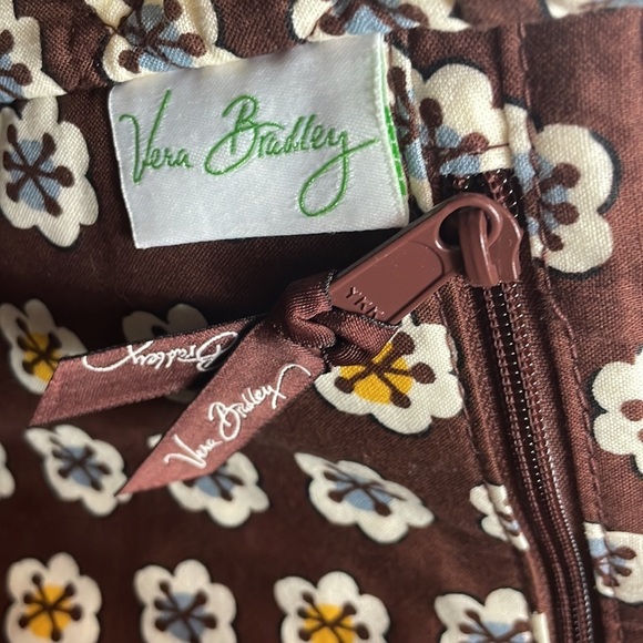 Vera Bradley Slate Shoulder Bag No Closure Two Pockets in Front magnetic closure - Picture 11 of 14